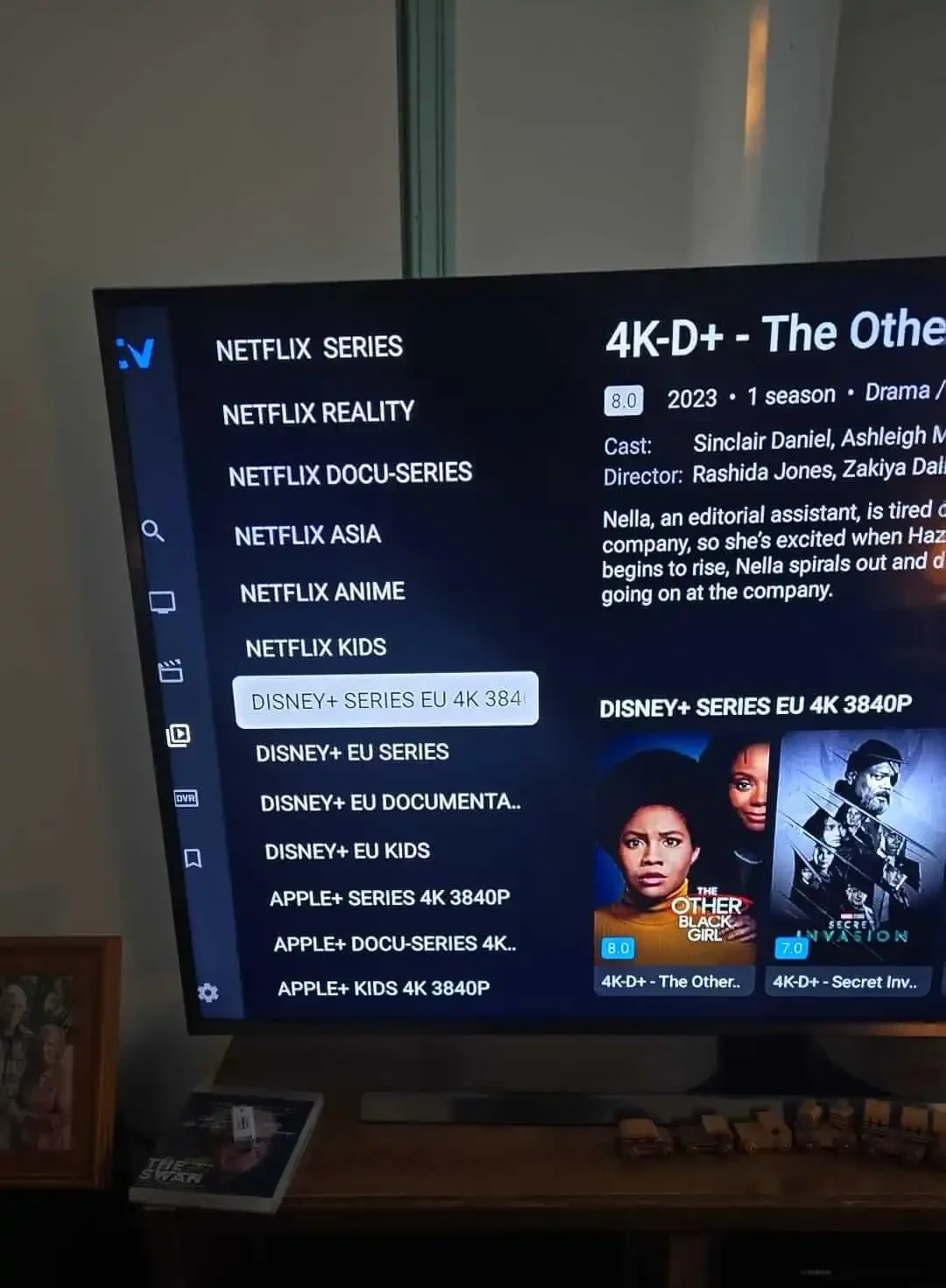Living room setup with iptv.onl service on screen